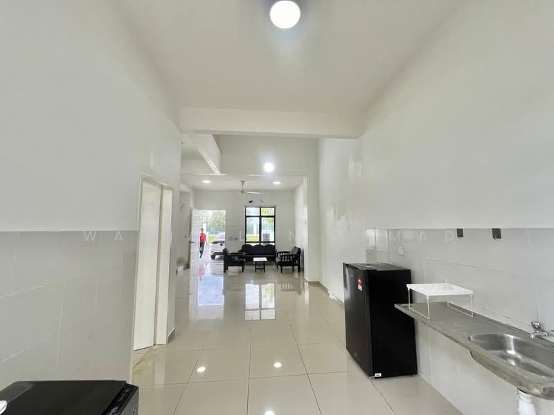 Rumah Teres untuk Dijual di Eco Grandeur (Puncak Alam) - Wan Azlan Ahmad - PropertyGuru.com.my