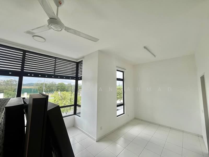 Rumah Teres untuk Dijual di Eco Grandeur (Puncak Alam) - Wan Azlan Ahmad - PropertyGuru.com.my