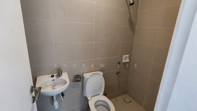 Rumah Banglo untuk Dijual di Leisure Farm (Gelang Patah) - Andrew Lee - Bathroom - PropertyGuru.com.my