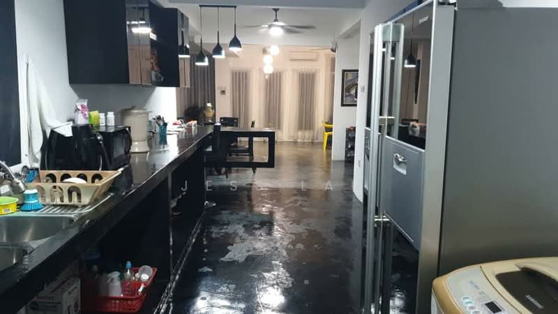 Semi-Detached House for Sale in Bandar Putra Permai (Seri Kembangan) - Jess Lau - Kitchen - PropertyGuru.com.my