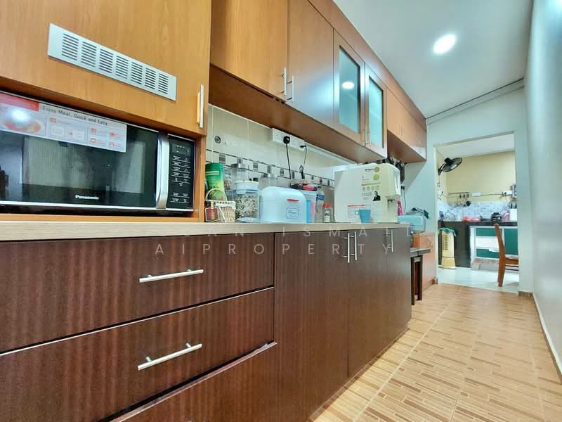 1-storey Terraced House for Sale in Taman Pelangi Indah (Ulu Tiram) - Azlan Ismail aiproperty - PropertyGuru.com.my