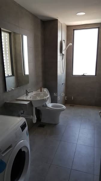 Pangsapuri untuk Dijual di D7 (D'Seven Lagoon Perdana) - Ching Linn Sei - Bathroom - PropertyGuru.com.my