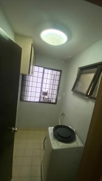 Kondominium untuk Dijual di D'Melor Condominium - Henry Liew - Interior - PropertyGuru.com.my