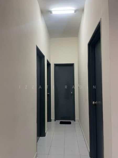 Pangsapuri untuk Disewa di Residensi Bandar Bukit Mahkota (PR1MA @ Bandar Bukit Mahkota) - Izzati Radin - Corridor - PropertyGuru.com.my