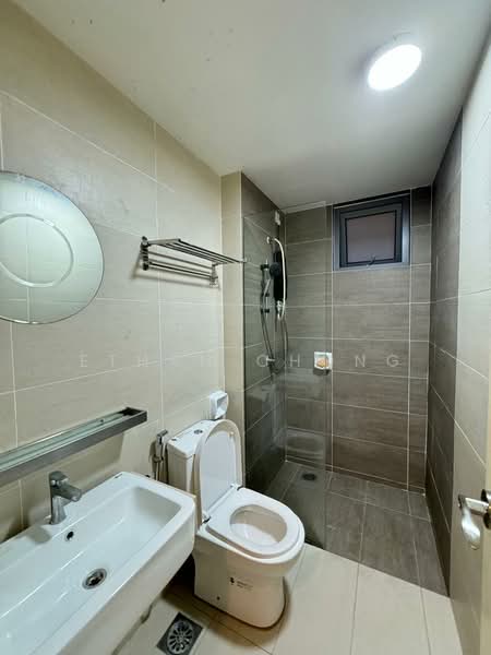 Servis Apartment untuk Disewa di Gravit8, Klang - Ethan Chong - Bathroom - PropertyGuru.com.my