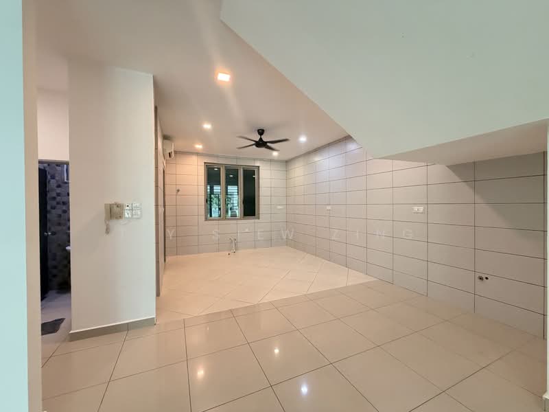 Semi-Detached House for Sale in Taman Bukit Serdang (Seri Kembangan) - Tey Siew Zing - Interior - PropertyGuru.com.my