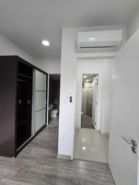 Kondominium untuk Disewa di Scenaria @ North Kiara Hills - Raymond Siew - Corridor - PropertyGuru.com.my