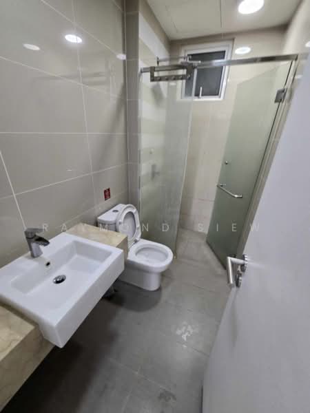 Kondominium untuk Disewa di Scenaria @ North Kiara Hills - Raymond Siew - Bathroom - PropertyGuru.com.my