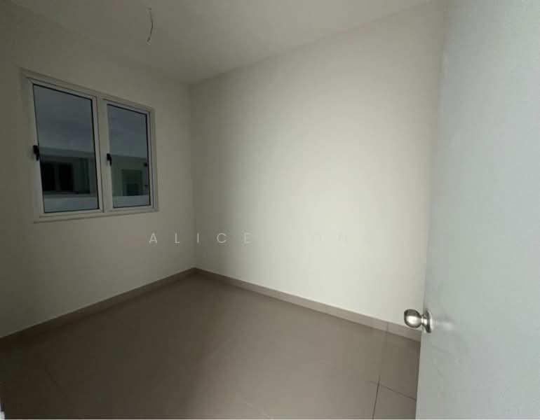 Service Residence for Sale at Residensi MH Platinum 2 - Alice Tong - Interior - PropertyGuru.com.my