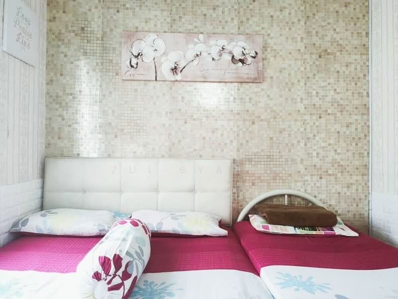 Apartment for Sale at Abdullah Hukum Apartment - Zul Syafiq - Bedroom - PropertyGuru.com.my