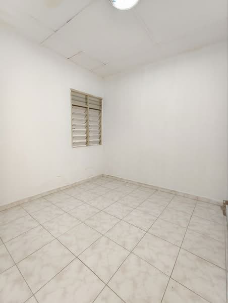 1-storey Terraced House for Sale in Taman Salak Jaya (Salak South) - Aqillah Razali - PropertyGuru.com.my