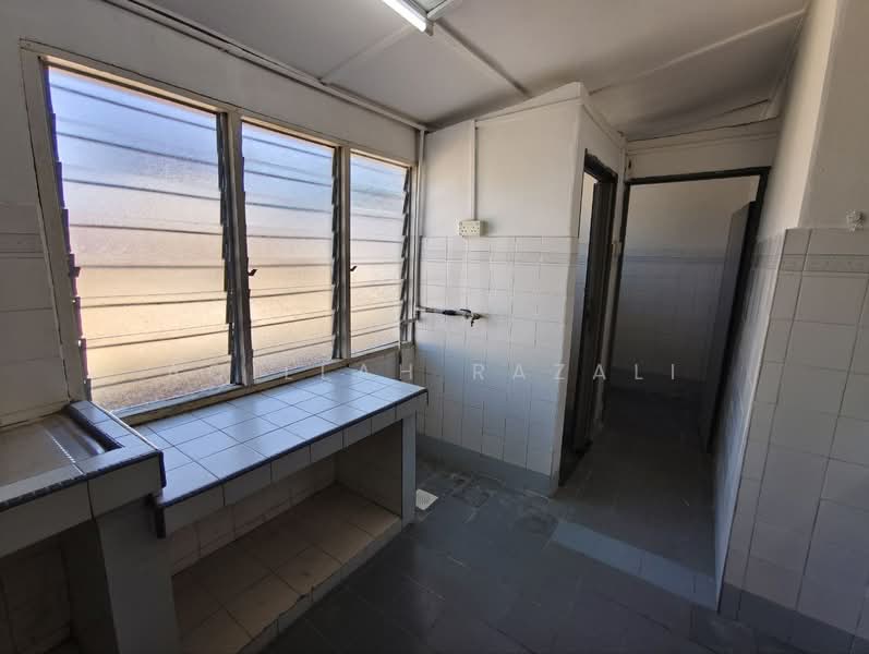 1-storey Terraced House for Sale in Taman Salak Jaya (Salak South) - Aqillah Razali - PropertyGuru.com.my