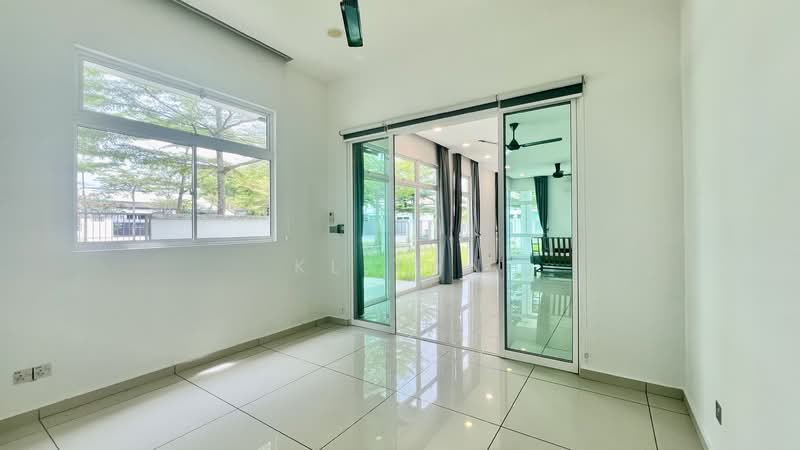 Cluster House for Sale in Horizon Hills (Iskandar Puteri (Nusajaya)) - KL Tan - Living Room - PropertyGuru.com.my