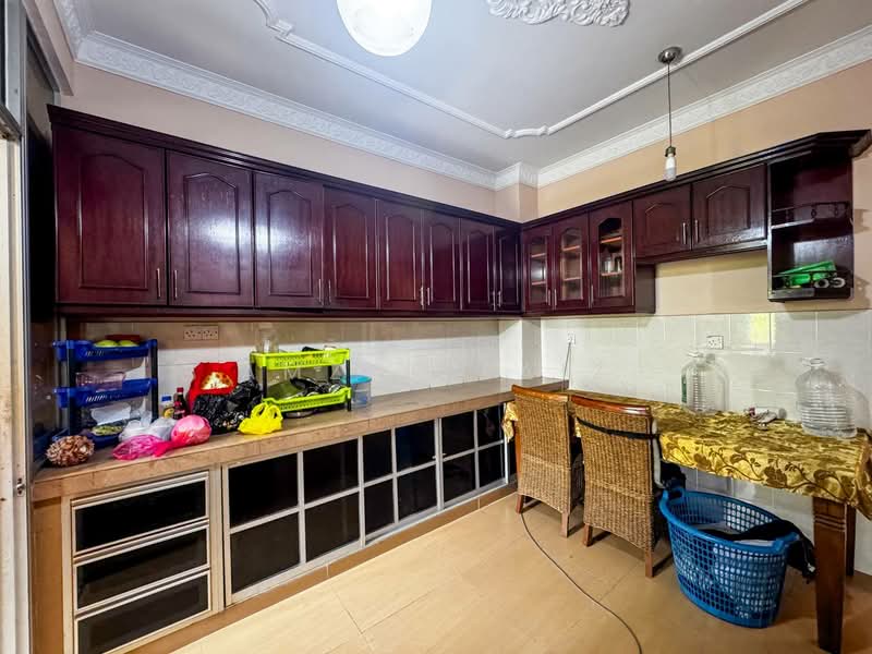 2-storey Terraced House for Sale in Bandar Tasik Puteri (Rawang) - Amzar Faiz - Kitchen - PropertyGuru.com.my