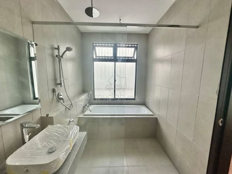 Rumah Berkembar untuk Dijual di Elmina (Shah Alam) - Daphne Loh - Bathroom - PropertyGuru.com.my