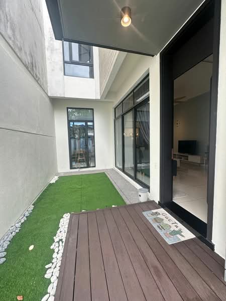 2-storey Terraced House for Rent in Taman Amira (Iskandar Puteri (Nusajaya)) - Zoey Lee - Exterior - PropertyGuru.com.my