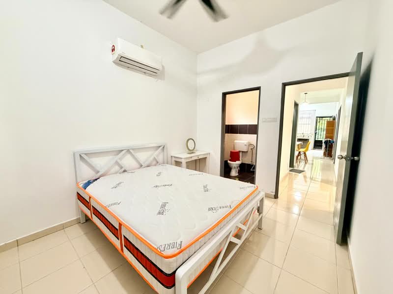 1-storey Terraced House for Sale in Banting (Selangor) - Aqillah Razali - PropertyGuru.com.my