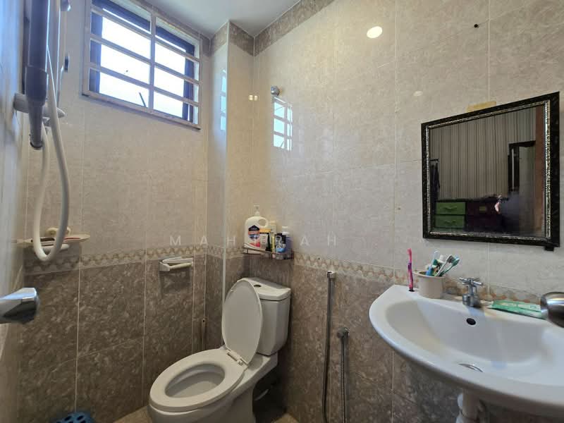 2-storey Terraced House for Sale in Pajam (Negeri Sembilan) - Mahirah . - Bathroom - PropertyGuru.com.my