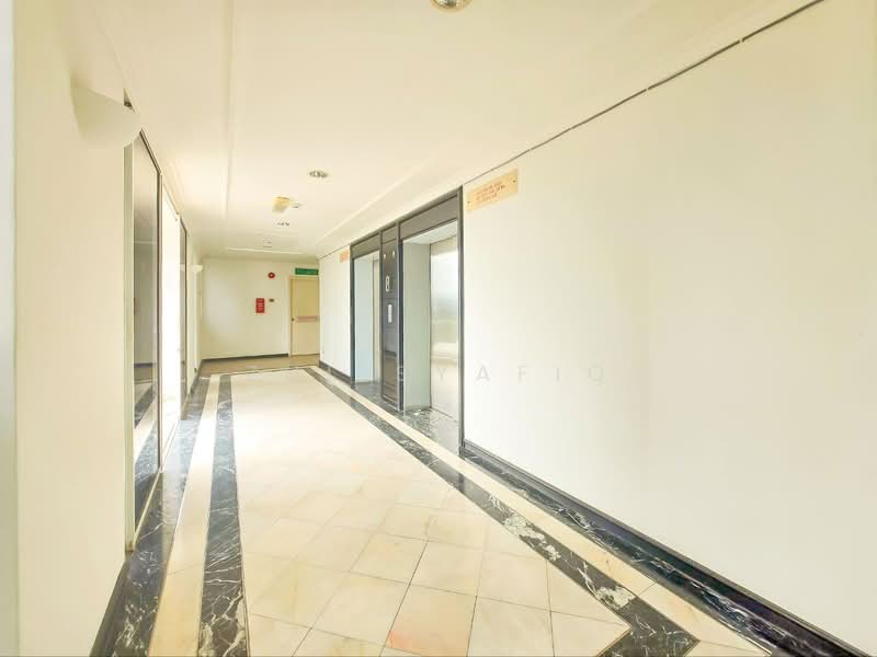 Kondominium untuk Dijual di 1A Stonor - Zul Syafiq - Corridor - PropertyGuru.com.my