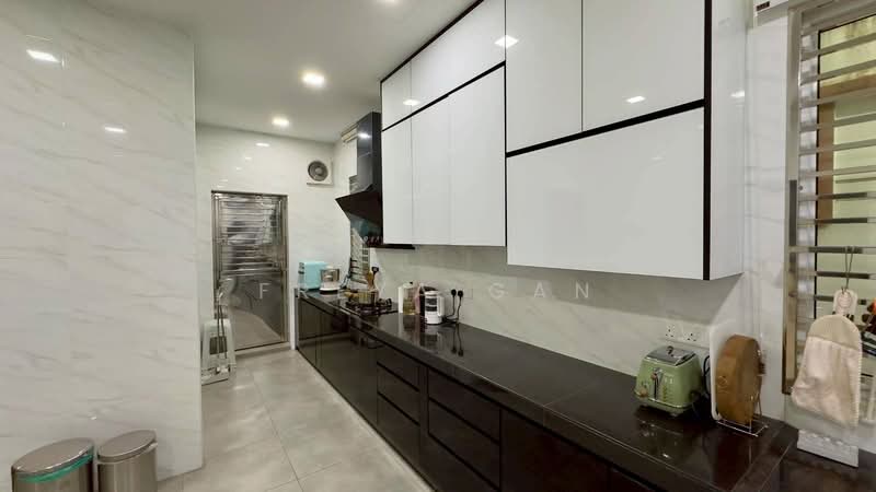 Rumah Berkembar untuk Dijual di Kulai (Johor) - Freya Gan - Kitchen - PropertyGuru.com.my