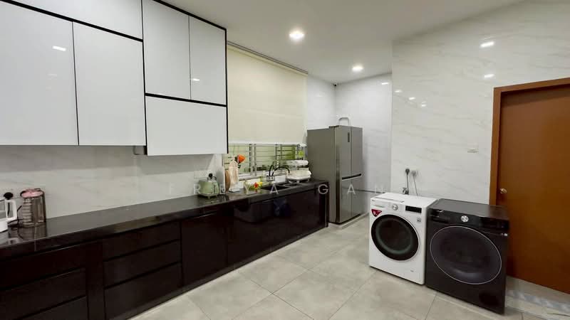 Rumah Berkembar untuk Dijual di Kulai (Johor) - Freya Gan - Kitchen - PropertyGuru.com.my