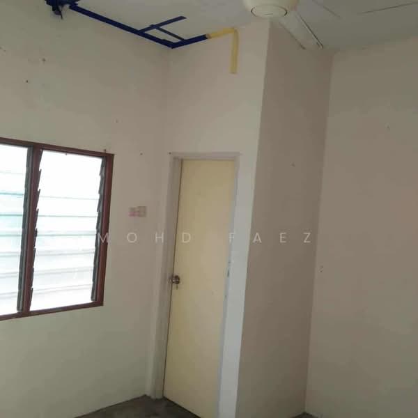 2-storey Terraced House for Sale in Bandar Putera Indah (Batu Pahat) - Mohd Faez - Interior - PropertyGuru.com.my