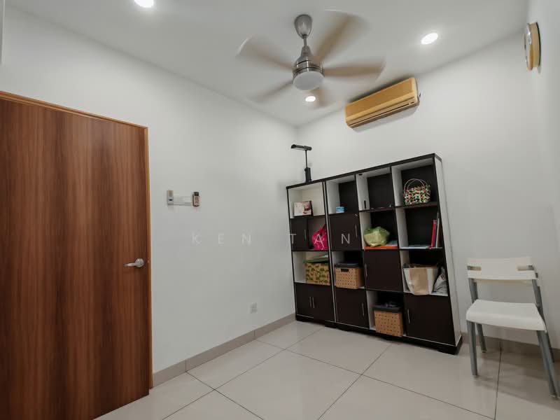 2-storey Terraced House for Sale in Taman Sungai Besi Indah (Seri Kembangan) - KEN TAN - Interior - PropertyGuru.com.my