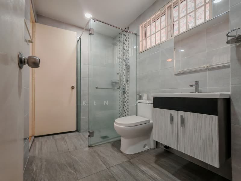 2-storey Terraced House for Sale in Taman Sungai Besi Indah (Seri Kembangan) - KEN TAN - Bathroom - PropertyGuru.com.my