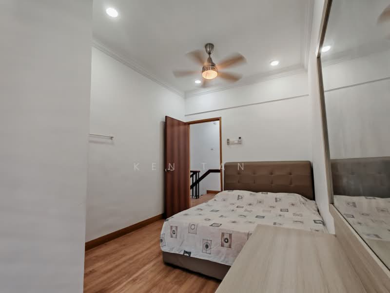 2-storey Terraced House for Sale in Taman Sungai Besi Indah (Seri Kembangan) - KEN TAN - Bedroom - PropertyGuru.com.my
