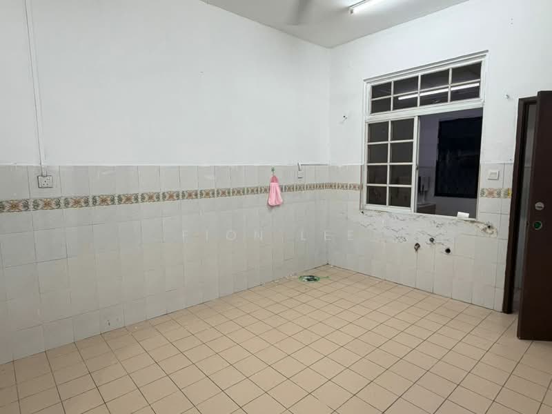2-storey Terraced House for Rent in Skudai (Johor) - Fion Lee - Kitchen - PropertyGuru.com.my
