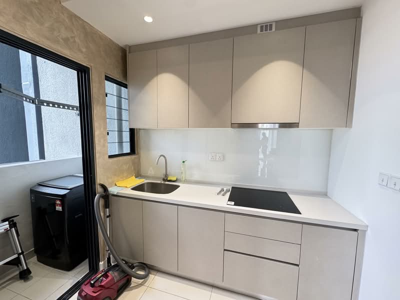 For Rent - Skyline KL