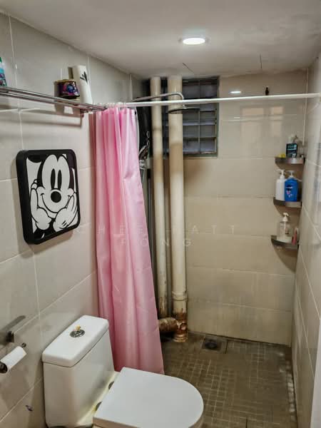 Rumah Flat untuk Disewa di Medan Bukit Permai - Chee Fatt Fong - Bathroom - PropertyGuru.com.my