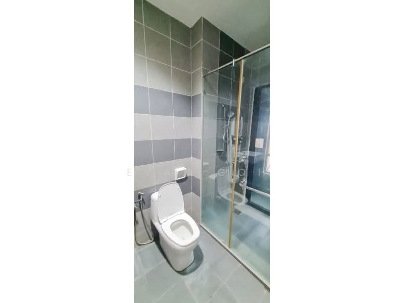 Rumah Teres 2.5 Tingkat untuk Dijual di Taman Putra Impiana (Puchong) - Evan Goh - Bathroom - PropertyGuru.com.my
