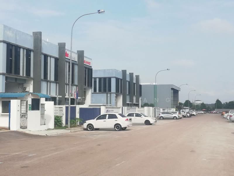 Cluster Factory for Rent in Taman Perindustrian Cemerlang (Ulu Tiram) - Edmond Tang - Exterior - PropertyGuru.com.my