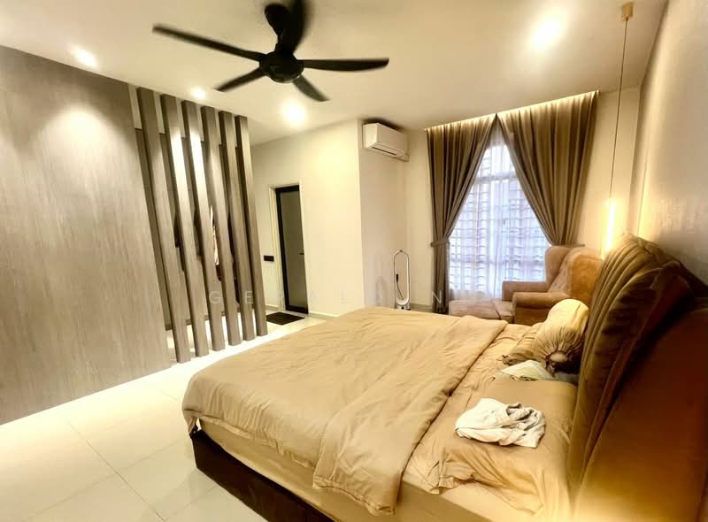Rumah Teres 2 Tingkat untuk Dijual di Setia Tropika (Johor Bahru) - Gerald Ng - Bedroom - PropertyGuru.com.my