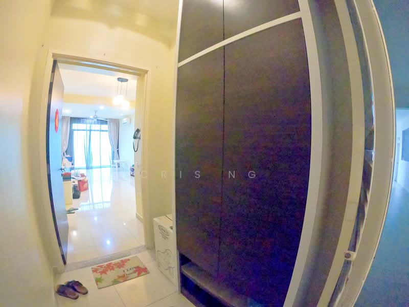 Kondominium untuk Disewa di Reflections Condominium - Cris Ng - Entrance - PropertyGuru.com.my