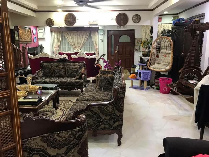 2-storey Terraced House for Sale in Bukit Indah (Ampang) - Noor Aini Bt Ayob - Living Room - PropertyGuru.com.my