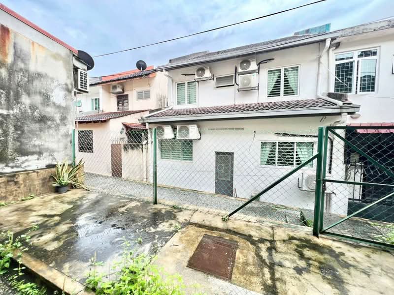 2-storey Terraced House for Sale in SS19 (Subang Jaya) - Aliff Iqbal - PropertyGuru.com.my