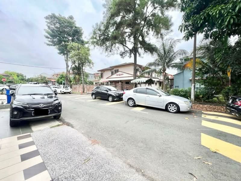 2-storey Terraced House for Sale in Taman TTDI Jaya (Shah Alam) - Aliff Iqbal - Exterior - PropertyGuru.com.my