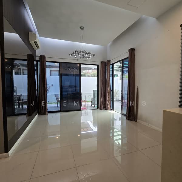 Rumah Berkembar untuk Disewa di Bandar Sungai Long (Selangor) - Jeremy Yong - Living Room - PropertyGuru.com.my