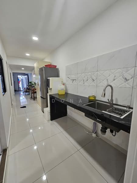 2-storey Terraced House for Rent in Masai (Johor) - Dona - Kitchen - PropertyGuru.com.my
