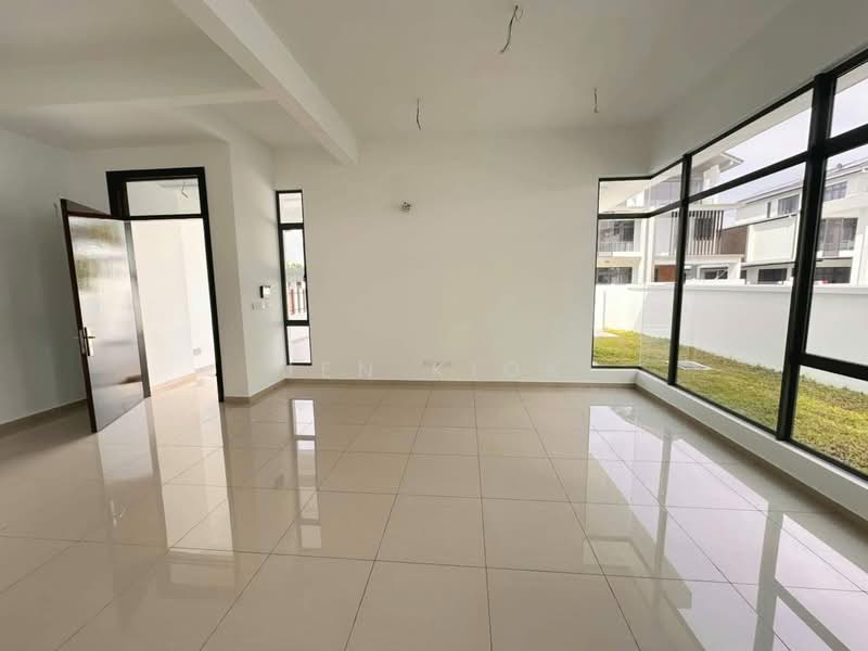 Rumah Kluster untuk Dijual di Iskandar Puteri (Nusajaya) (Johor) - Jen Kiok - Living Room - PropertyGuru.com.my