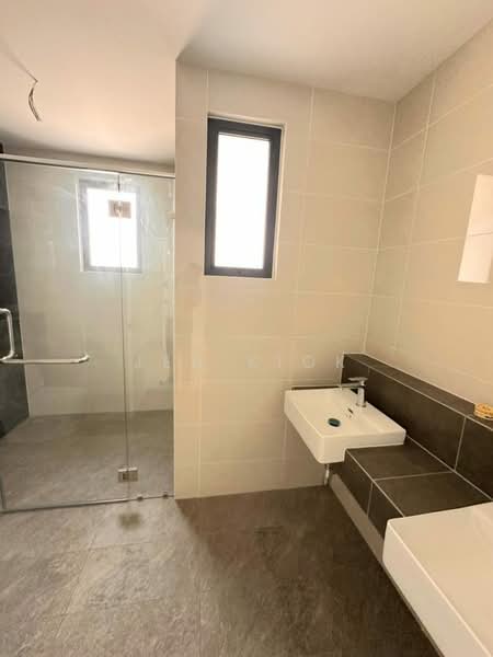 Rumah Kluster untuk Dijual di Iskandar Puteri (Nusajaya) (Johor) - Jen Kiok - Bathroom - PropertyGuru.com.my