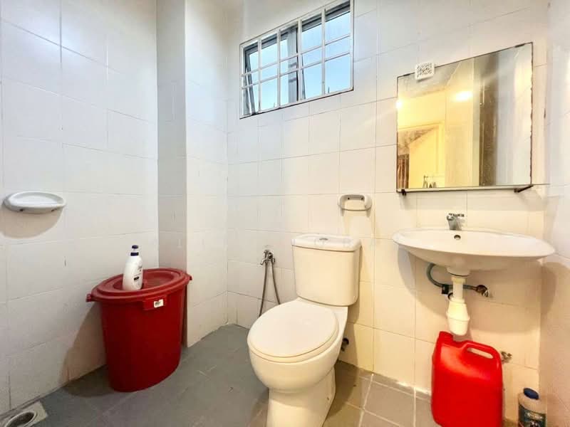 Kondominium untuk Dijual di Kristal Heights - Aliff Iqbal - Bathroom - PropertyGuru.com.my