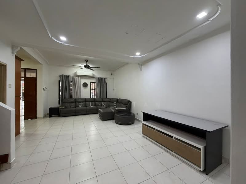 2-storey Terraced House for Sale in Taman Pelangi Indah (Ulu Tiram) - June Tan - PropertyGuru.com.my