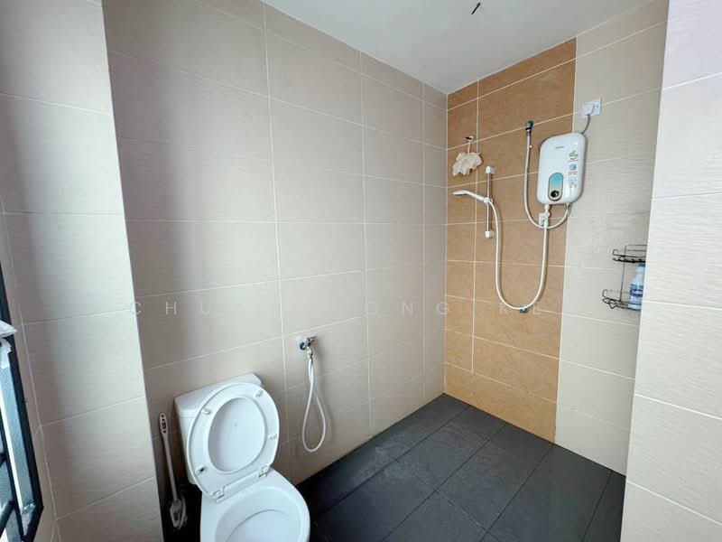 Rumah Teres 2 Tingkat untuk Disewa di Skudai (Johor) - Chuan Hong Kee - Bathroom - PropertyGuru.com.my