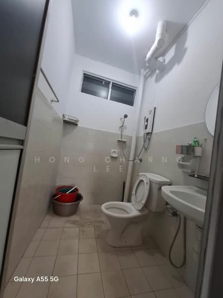 Pangsapuri untuk Disewa di Lake View Suites - Hong Charng Lee - Bathroom - PropertyGuru.com.my
