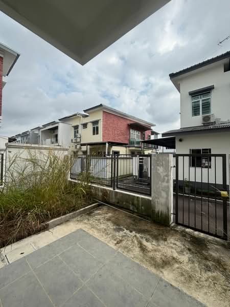 2-storey Terraced House for Sale in Indahpura Iris Park (Kulai) - Ruby Tan - Exterior - PropertyGuru.com.my