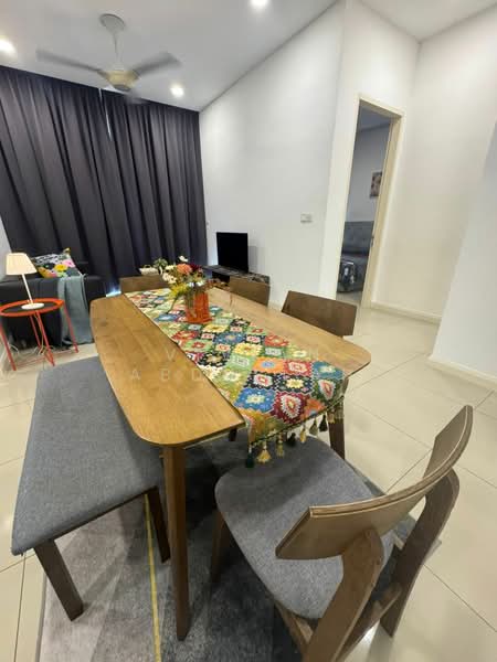 Servis Apartment untuk Disewa di D'Pristine - Vivian Abdullah - Dining Room - PropertyGuru.com.my