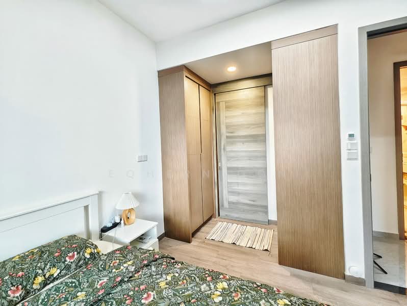 Service Residence for Rent at Agile Bukit Bintang - Eqhern Oon - Wardrobe of Master Bedroom - PropertyGuru.com.my